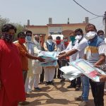 केंद्रीय मंत्री द्वारा भेजी गई पीपीई किटों को सिविल अस्पताल में डॉक्टरों को सौंपा गया