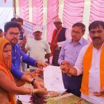 मध्य प्रदेश विकास यात्रा का काफिला पहुंचा ग्राम पंचायत छेत्र देवरा में,कुंडेश्वर टाइम्स ब्यूरो अनुराग द्विवेदी की रिपोर्ट