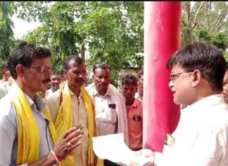 पंचायत सचिव के समर्थन में ग्रामीणों ने जनपद सीईओ को सौंपा ज्ञापन,कुंडेश्वर टाइम्स ब्यूरो महेश शर्मा की रिपोर्ट